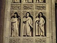Reims, Cathedrale, Facade occidentale, Revers, De Moise a Marie et la Sainte Famille (scene 1) (2 prophetes et un roi) (1)